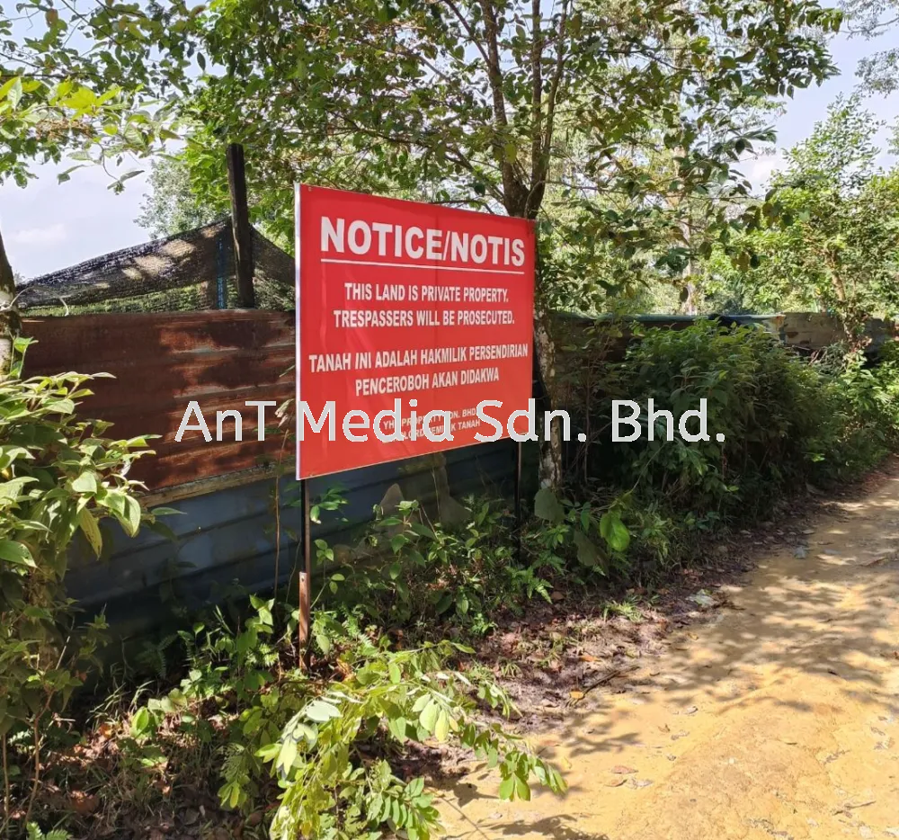 Notice Roadsign
