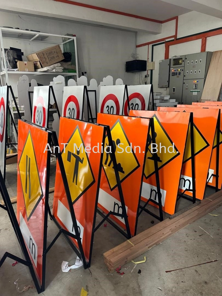 Papan Tanda Jalan