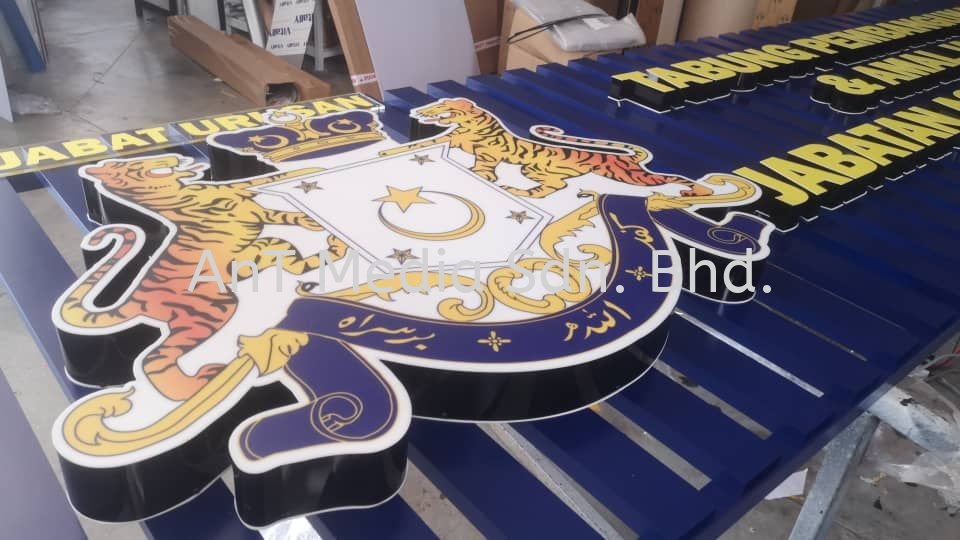 3D Box-Up Front-lit Signboard