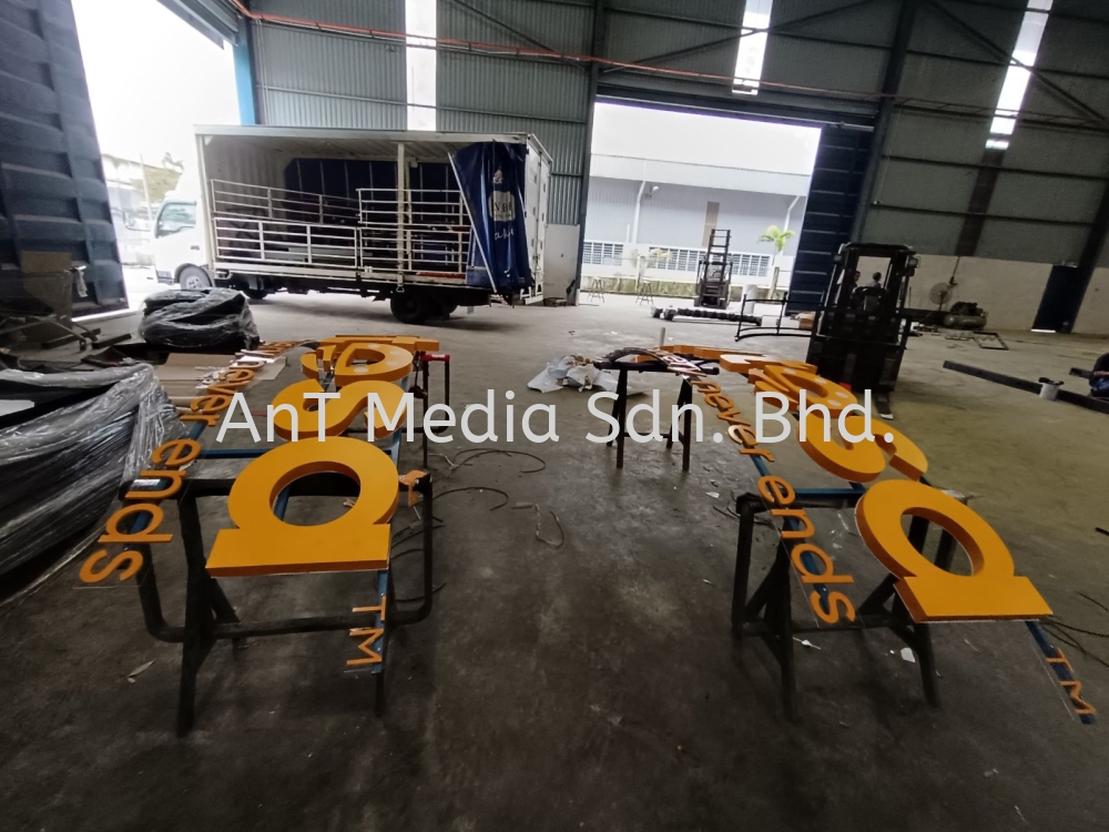 3D Front-lit Signboard Lettering