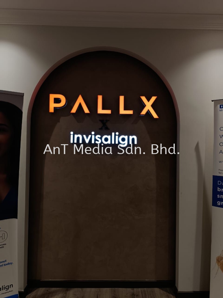 PALLX DESIGN (Front lit Signage)